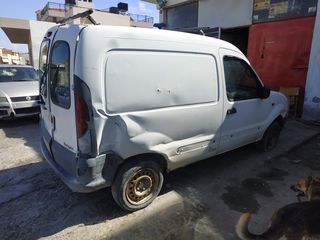 Renault Kangoo 1900d '01  Πωλείται μόνο για ανταλλακτικά σε κομμάτια ότι θέλετε ρωτήστε μας