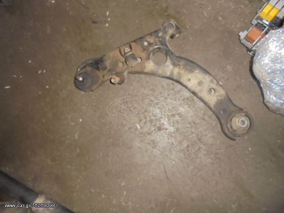 Ψαλίδι Εμπρός Αριστερό για HYUNDAI ELANTRA (2000 - 2004) (XD) | Kiparissis - The King Of Parts