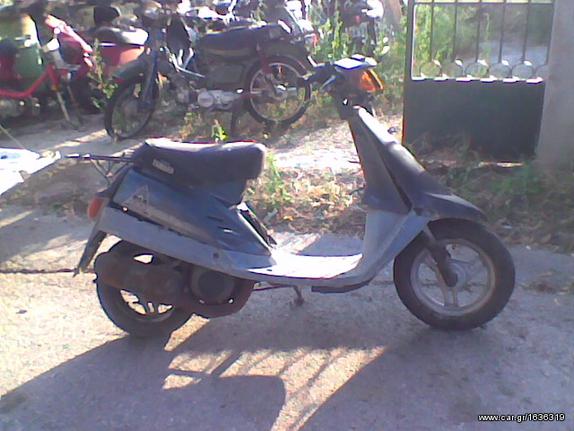  motoσυλλογη  YAMAHA 2JA JOG 50 ΕΧΟΥΜΕ ΟΤΙ ΑΝΤΑΛΛΑΚΤΙΚΟ ΕΙΝΑΙ ΔΙΑΘΕΣΗΜΟ 