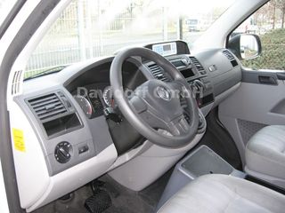 Ασθενοφόρο Volkswagen 2013 T5 !'KLIMA LONG-thumb-5