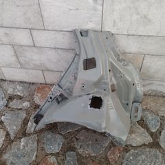 Hyundai i10.(19-25). Πίσω αριστεροί θόλοι.