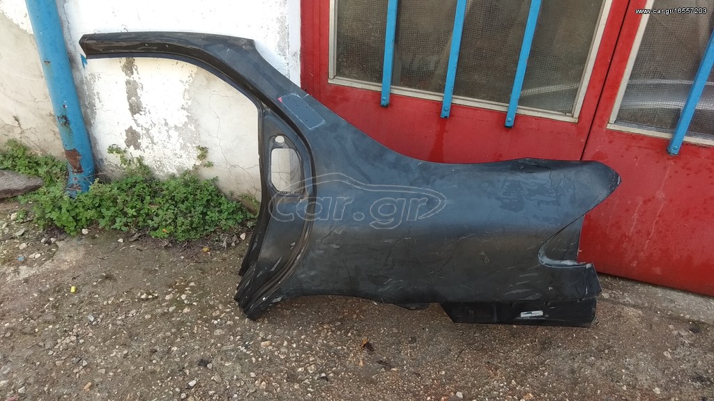 Ford Mondeo.(93-96).Πίσω αριστερό φτερο γνησιο πενταθυρο