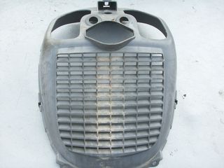 Piaggio X9 125 / 250 / 500 radiator grill / front lower cover 575552