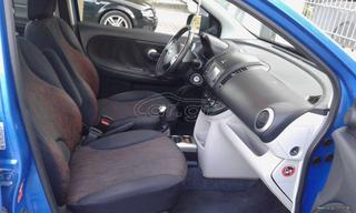 Nissan Note 2009-thumb-6