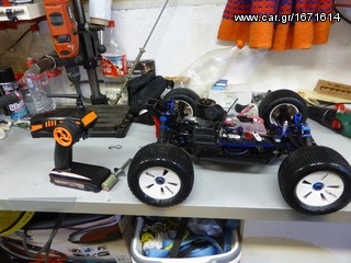 Off-Road Kyosho 2014 tragy 1/8 nitro-thumb-1