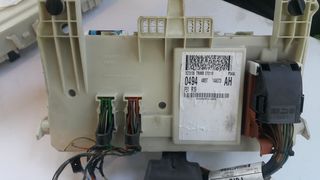 Ασφαλειοθηκη focus fusion 2004 2009-thumb-2