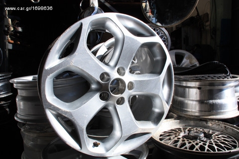 FORD FOCUS ST 18"