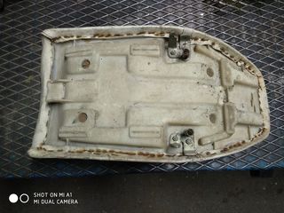 ΓΝΗΣΙΑ ΣΕΛΑ (ΚΑΘΙΣΜΑ) YAMAHA RZ 250 R 29L (RD 250 350 LC) ΣΕ ΠΟΛΥ ΚΑΛΗ ΚΑΤΑΣΤΑΣΗ-thumb-3