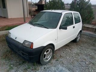 ΠΩΛΕΙΤΑΙ FIAT CINQUECENTO 900 CC ΓΙΑ ΑΝΤΑΛΛΑΚΤΙΚΑ ( ΠΛΗΡΩΣ ΛΕΙΤΟΥΡΓΙΚΑ ΟΛΑ) 98'