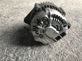 Toyota Yaris 1ND 1,4-thumb-3