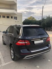 Mercedes-Benz ML 250 2012 ML 250-thumb-2