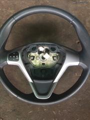 Timoni Ford Fiesta volan 
