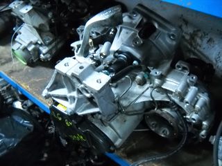 VW NEW BEETLE 1.6 8V ΣΑΣΜΑΝ -thumb-1