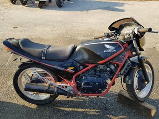 HONDA VT 250F ΓΙΑ ΑΝΤΑΛΛΑΚΤΙΚΑ  / ΜΟΤΟ  ΚΟΣΚΕΡΙΔΗΣ 