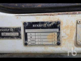 Renault 2003 Renault  420 DCi 4Χ2-thumb-3
