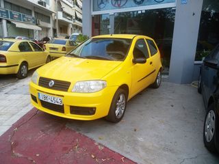 Fiat Punto 2004-thumb-2