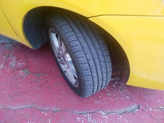 Fiat Punto 2004-thumb-10