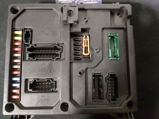 S 108 152 001 -D Ford Galaxy 05 1.9 Diesel Fuse Box Ασφαλειοθήκη