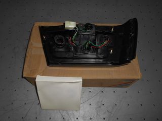 ΦΑΝΑΡΙ ΠΙΣΩ ΔΕΞΙ  (ΓΝΗΣΙΟ) NISSAN N13 1988-1990-thumb-1