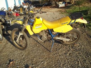 SUZUKI DR 250