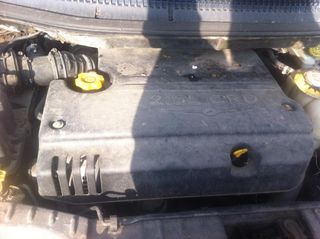 Chrysler grand voyager-thumb-1