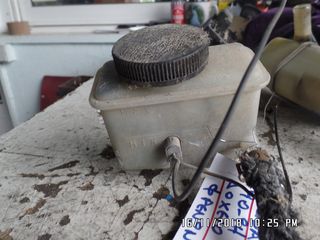 ΔΟΧΕΙΟ ΥΓΡΩΝ ΦΡΕΝΩΝ MAZDA 323F 90-94