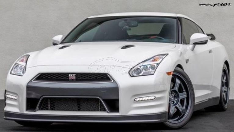 Nissan GT-R 2015