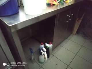 Ερμάριο κενό αριστερά για πλυντήριο