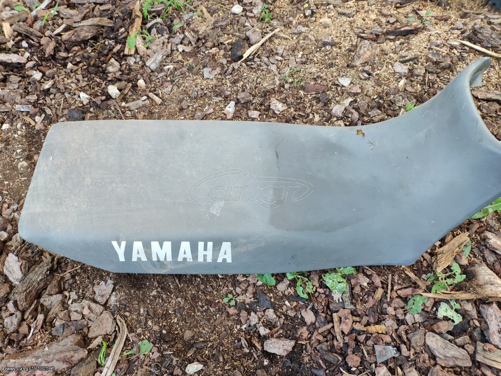             YAMAHA XT