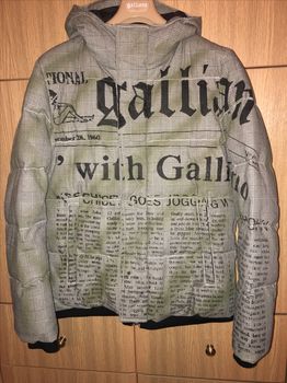  John Galliano 80€