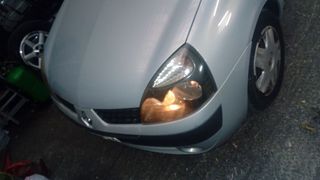 MOYΡΙ ΕΜΠΡΟΣ RENAULT CLIO