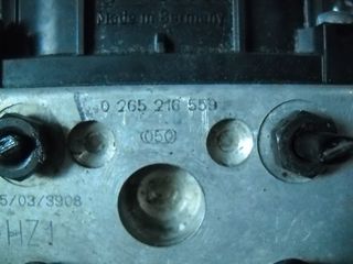 AUDI A4 2000 ABS -thumb-1