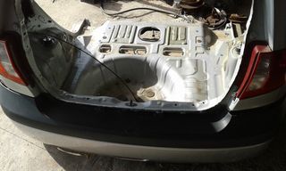 Hyundai getz 2009 τροπετο πισω-thumb-2