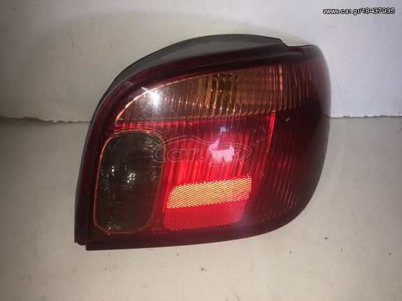 TOYOTA YARIS 03-06 Φανάρι πίσω δεξί