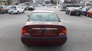 Ford Focus 2005-thumb-4