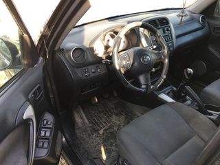 Toyota RAV4 D4D '05 (Πετρέλαιο)-thumb-3