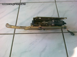 ΗΛΕΚΤΡΙΚΗ ΚΛΕΙΔΑΡΙΑ SMART FORTWO 02