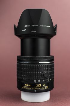 Φακός AF-P Nikon 18-55 VR Kit + Lens Hood + UV filter