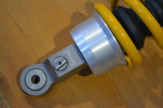 OHLINS TTX FLOW-thumb-2