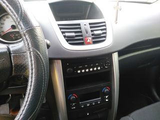 Peugeot 207 2008-thumb-4