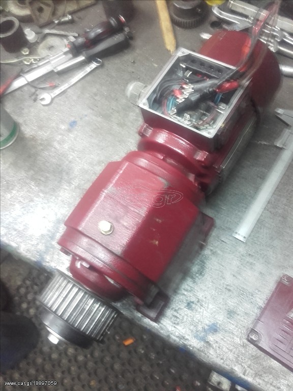 Μειωτηρες 0,18kw 84rpm φρένο 