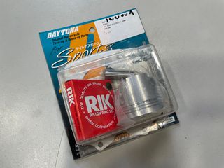 ΠΙΣΤΟΝΙ ΓΝΗΣΙΟ DAYTONA JAPAN KIT ΚΟΜΠΛΕ ΜΕ ΦΛΑΝΤΖΕΣ HONDA INNOVA 125 KPH 56,00MM