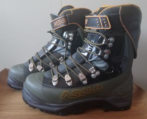 ASOLO   AFS   EXPENDITION   PLASTIC BOOTS  (US 10 1/2)    EU  (44 2/3)