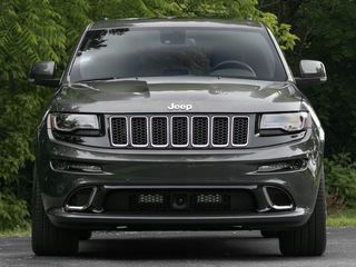 BODY KIT  SRT JEEP GRAND CHEROKEE WK2