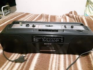 SONY 1988 radio cassette -corder