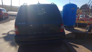 Mercedes-Benz ML 320 2006-thumb-3