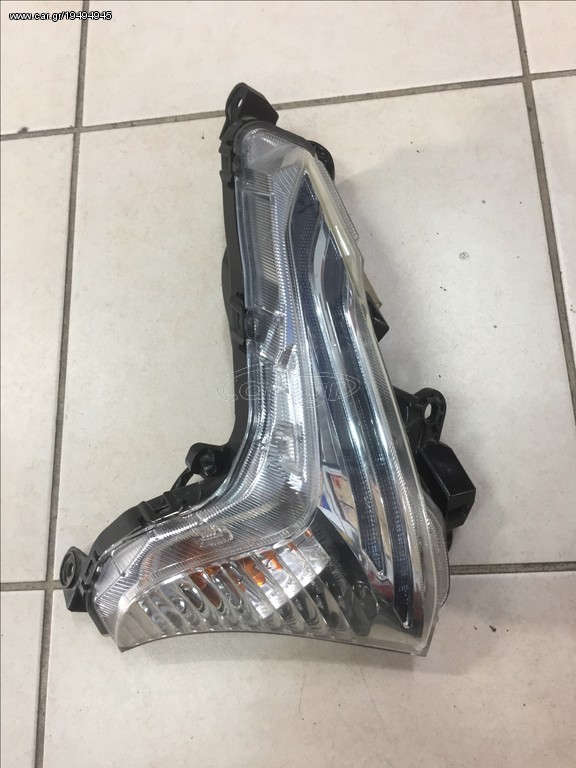 ΦΛΑΣ ΕΜΠΡΟΣ ΔΕΞΙ SH 150 i