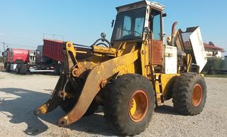 Φορτωτής Με Λάστιχα Dresser 1986 INTERNATIONAL 520 B ΑΝΤΑΛΛΑΚΤΙΚΑ-thumb-2