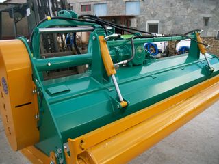 Καταστροφείς Χόρτων/Κλαδιών 2023 2,00 METRA-thumb-2