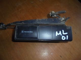 MERCEDES ML 320 W163 98'-02'   CD Changer 6 Disc